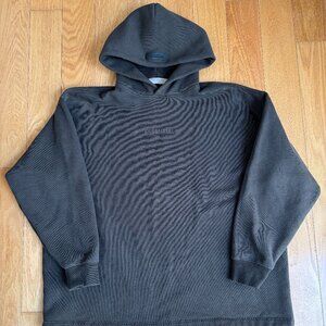Fear of God Essentials Relaxed Hoodie Off Black M